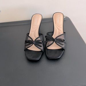 Chinese Laundry- Jump Up Dress Slide (US 8)